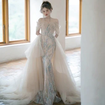 Charming Champagne Beading Sequins Rhinestone Prom Dresses 2024 Trumpet Mermaid Off The Shoulder Short Sleeve Backless Sweep Train Prom Formal Dresses