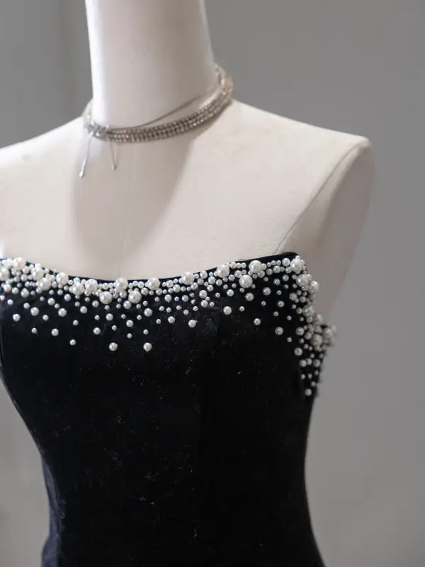 Charmant Schwarz Perle Abendkleider 2026 Meerjungfrau Bandeau Ärmellos Rückenfreies Sweep / Pinsel Zug