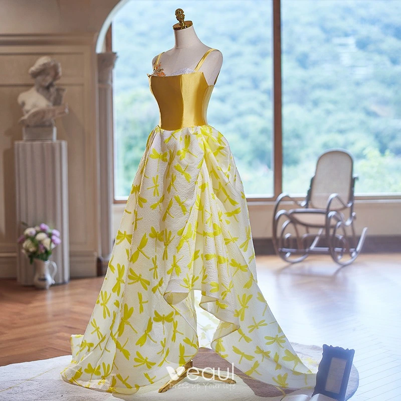 Fashion Yellow A-Line / Princess Prom Dresses 2024 Spaghetti Straps  Sleeveless Backless Sweep Train Prom Formal Dresses