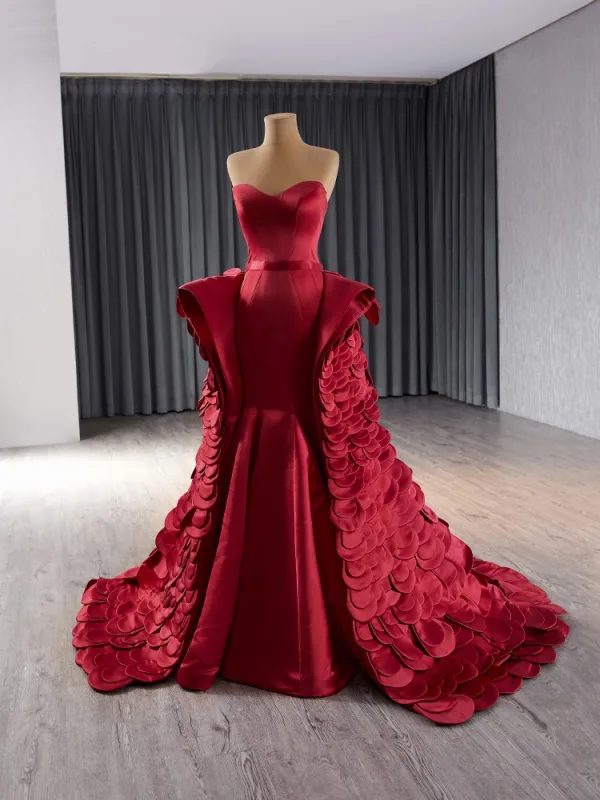 Unusual High-end Burgundy Satin Prom Dresses 2024 Trumpet / Mermaid Strapless Backless Court Train Prom Cap Sleeves Formal Dresses