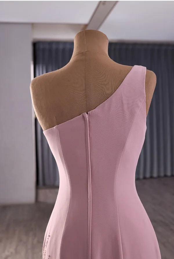High End Rosa Ballkleider 2025 Meerjungfrau One-Shoulder Ärmellos Rückenfreies Sweep / Pinsel Zug Festliche Kleider