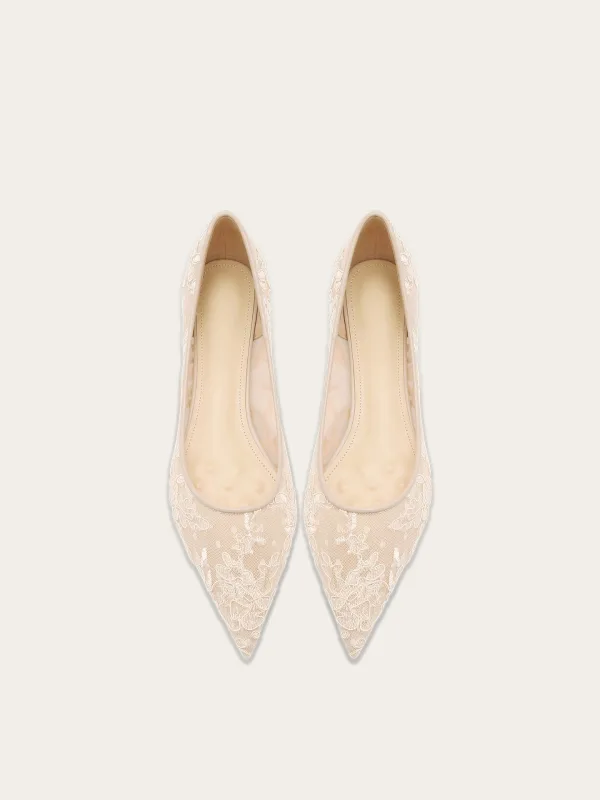 Charming Champagne Lace Flower Leather Flat Wedding Shoes 2025 Pointed Toe Wedding High Heels