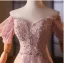 Luxus / Herrlich Rosa Handgefertigt Perlenstickerei Pailletten Strass Ballkleider 2025 A Linie Off Shoulder Kurze Ärmel Sweep / Pinsel Zug Ball Festliche Kleider