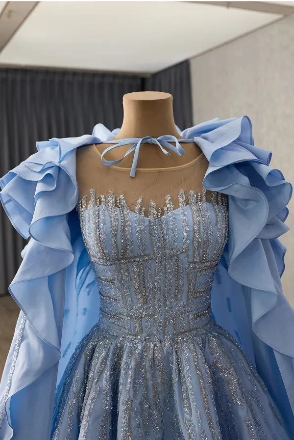 High-end Sky Blue Handmade  Beading Rhinestone Sequins Prom Dresses 2025 Ball Gown Scoop Neck Sleeveless Court Train Prom Formal Dresses