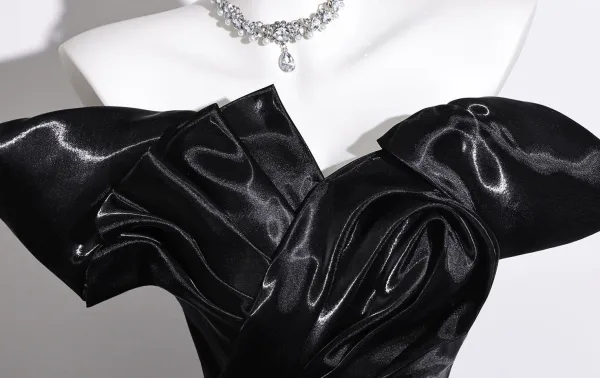 Elegant Black Bow Prom Dresses 2026 Ball Gown Off-The-Shoulder Short Sleeve Backless Floor-Length / Long Formal Dresses