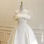 Vintage Weiß Spitze Blumen Satin Brautkleider / Hochzeitskleider 2026 Ballkleid Off Shoulder Kurze Ärmel Rückenfreies Lange