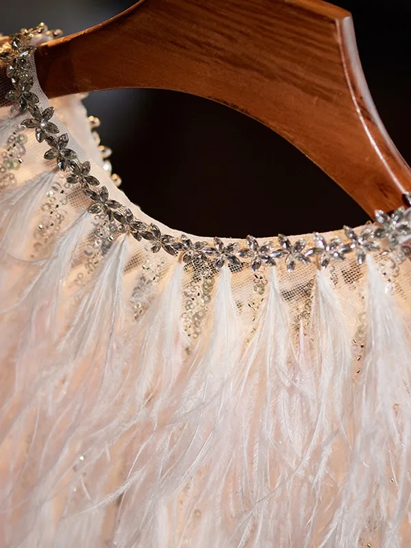 Luxury / Gorgeous White Handmade  Feather Prom shawl 2025