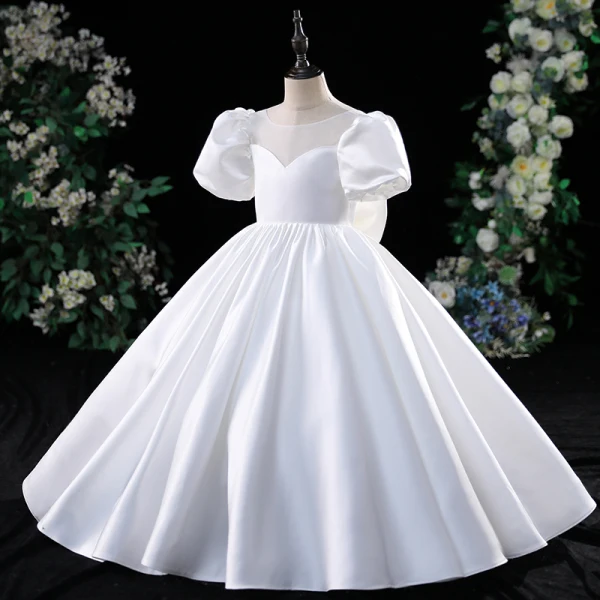 Schlicht Weiß Geburtstag Blumenmädchenkleider 2024 Ballkleid Rundhalsausschnitt Geschwollenes Kurze Ärmel Rückenfreies Schleife Lange