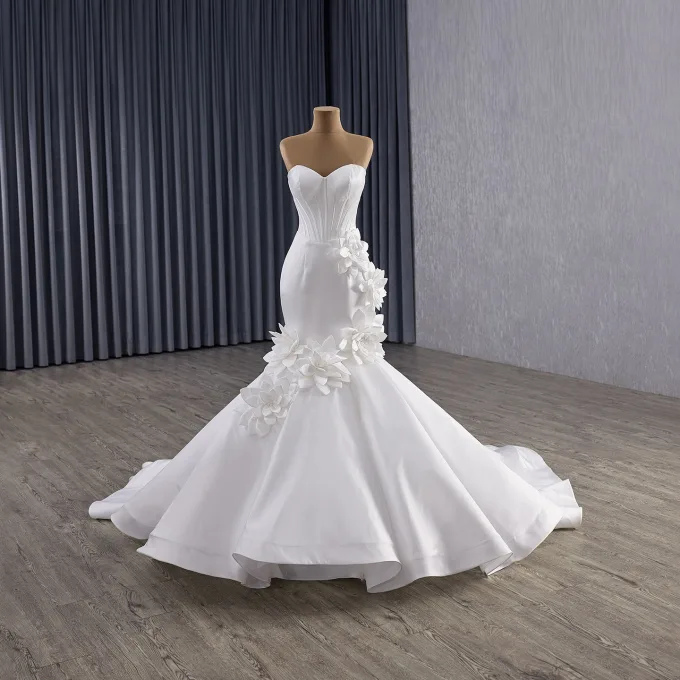 High End Sexy Hvit Håndlaget Blomst Korsett Brudekjoler 2025 Trompet Havfrue Kjæreste Uten Ermer Ryggløse Domstol Tog