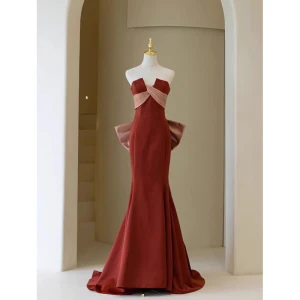 Vintage Originale Bordeaux Satin Robe De Soirée 2023 Trompette Sirène Bustier Sans Manches Dos Nu Noeud Longue Promo Robe De Ceremonie