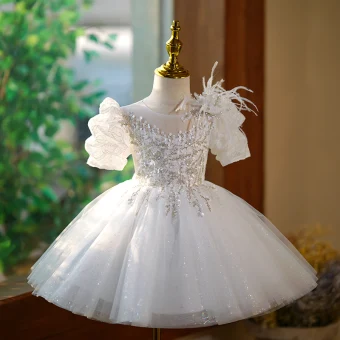 Mode Blanche Perlage Paillettes Gland Courte Anniversaire Robe Ceremonie Fille 2023 Robe Boule Encolure Dégagée Gonflée Manches Courtes