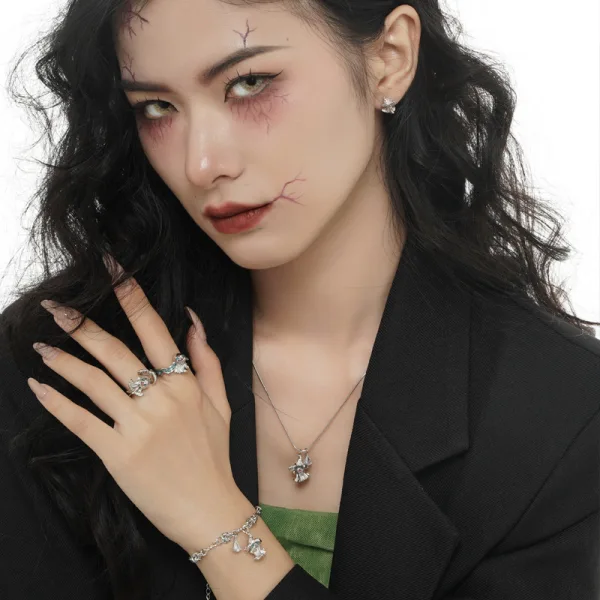 Uvanlig Sølv Halloween Sterling Sølv Halskjeder Tilbehør 2023