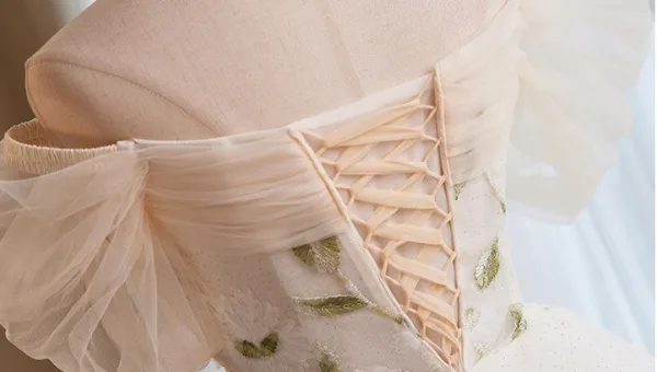 Chic / Beautiful Champagne Appliques Short Homecoming Graduation Dresses 2025 Ball Gown Off-The-Shoulder Short Sleeve Backless Tulle