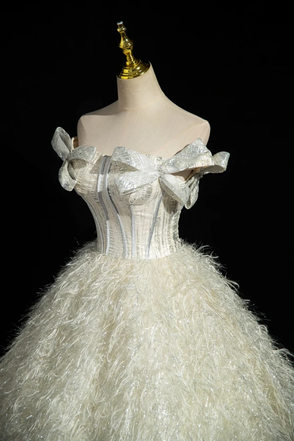 Charmant Ivory / Creme Glanz Pailletten Quaste Ballkleider 2023 Ballkleid Bandeau Schleife Ärmellos Rückenfreies Lange Festliche Kleider