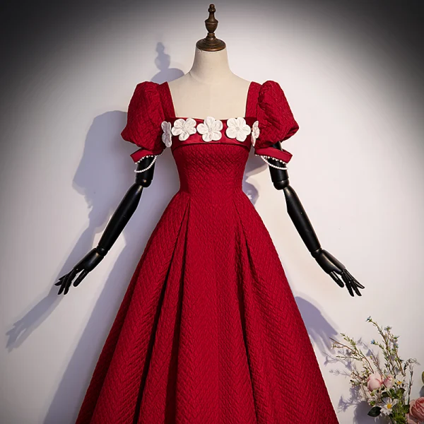 Elegant Pearl Burgundy Appliques Prom Dresses 2023 A-Line / Princess Square Neckline Short Sleeve Backless Floor-Length / Long Prom Formal Dresses