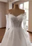 Luxus / Herrlich Weiß Handgefertigt Pailletten Spitze Blumen Brautkleider / Hochzeitskleider 2026 Ballkleid Off Shoulder Lange Ärmel Rückenfreies Kapelle-Schleppe