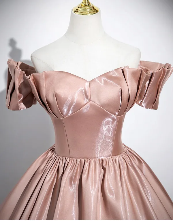 Elegant Champagne Satin Prom Dresses 2025 Ball Gown Off-The-Shoulder Short Sleeve Backless Floor-Length / Long Prom Formal Dresses
