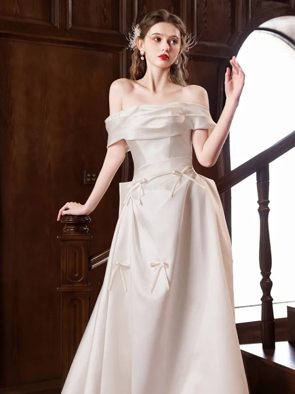 Elegant White Satin Bow Wedding Dresses 2025 A-Line / Princess Off-The-Shoulder Short Sleeve Backless Floor-Length / Long Prom Wedding Dresses