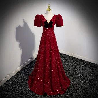 Bling Bling Bordeaux Paillettes Robe De Soirée 2023 Princesse V Cou Noeud Manches Courtes Dos Nu Longue Soirée Robe De Ceremonie