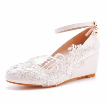 Elegant White Wedding Lace Flower Wedding Shoes 2023 Ankle Strap 5 Cm Wedges Round Toe Wedding Shoes