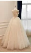 Haut de Gamme Élégant Champagne Fait main Perlage Appliques Robe De Mariée 2026 Princesse Bustier Sans Manches Dos Nu Longue