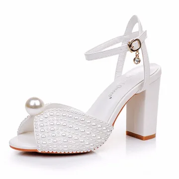 Elegante Witte Parel Enkelband Bruidsschoenen 2025 9 Cm Dikke Hak Peep Toe Huwelijk Sandalen Hoge Hakken