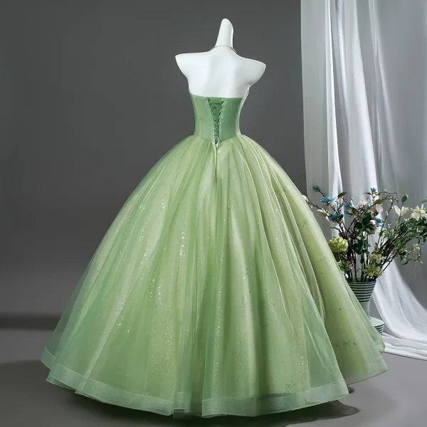 Zauberhaft Salbeigrün Perlenstickerei Spitze Blumen Ballkleider 2026 Ballkleid Bandeau Ärmellos Rückenfreies