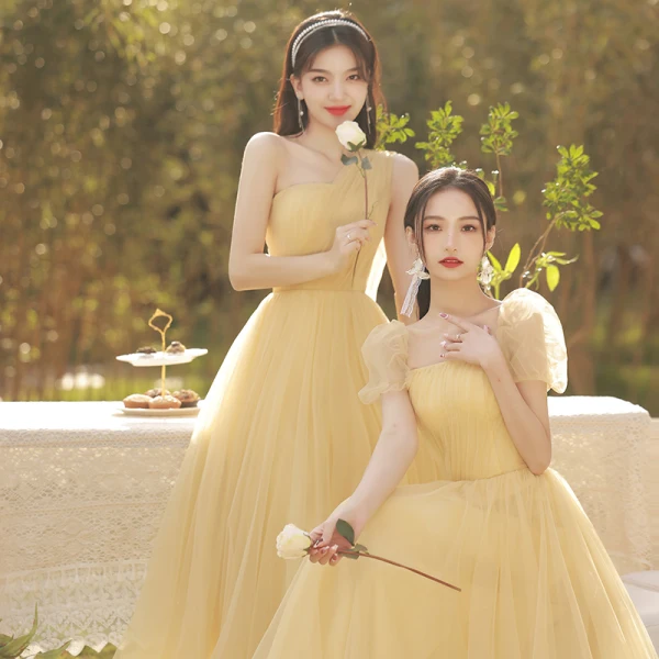 Modest / Simple Daffodil Bridesmaid Dresses 2022 A-Line / Princess Short Sleeve Backless Floor-Length / Long Bridesmaid