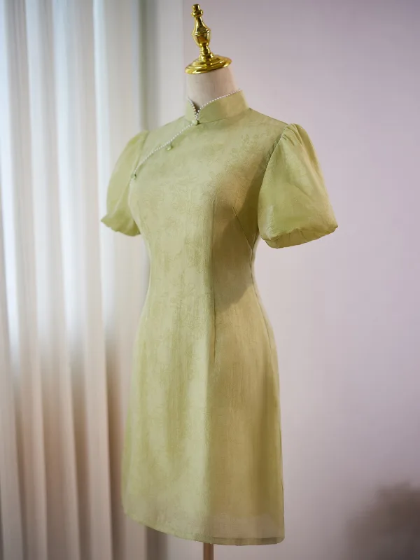 Chinese style Sage Green Knee-Length Cheongsam 2024 Trumpet / Mermaid High Neck Short Sleeve