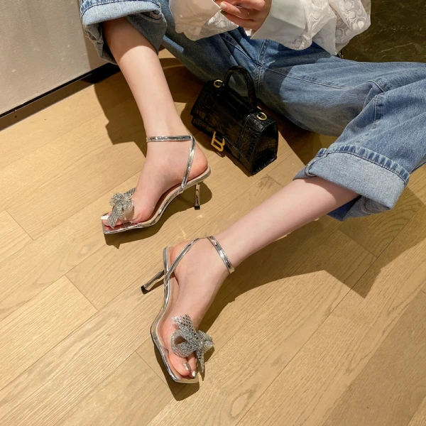 Chic / Beautiful Silver Rhinestone Bow Street Wear Womens Sandals 2022 Ankle Strap 9 cm Stiletto Heels Open / Peep Toe Sandals High Heels