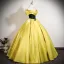 Vintage / Retro Yellow Lace Flower Prom Dresses 2025 Ball Gown Off-The-Shoulder Short Sleeve Backless Floor-Length / Long Prom Formal Dresses