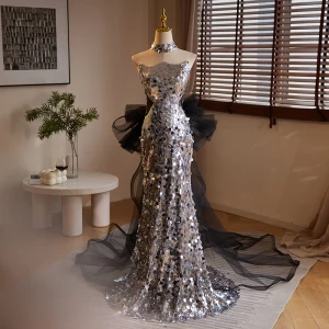 Charming Sparkly Silver Sequins Evening Dresses 2024 Trumpet Mermaid Strapless Sleeveless Backless Bow Sweep Train Evening Party Formal Dresses