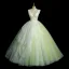 Élégant Vert Cendré Perle En Dentelle Fleur Volants en Cascade Robe De Bal 2023 Robe Boule V-Cou Sans Manches Dos Nu Longue Robe De Ceremonie