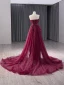 Haut de Gamme Élégant Bordeaux Fait main Perlage Paillettes Fleur Robe De Bal 2024 Trompette / Sirène Bustier Sans Manches Dos Nu Train De Balayage Promo