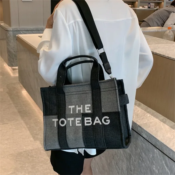 Vintage / Originale Vêtement de rue Noire Sac à main 2024