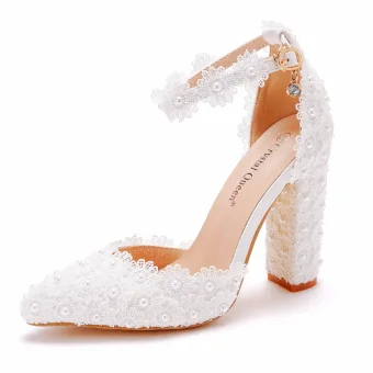 Elegante Witte Parel Kant Bloem Bruidsschoenen 2022 Enkelband 10 Cm Dikke Hak Spitse Neus Huwelijk Hoge Hakken