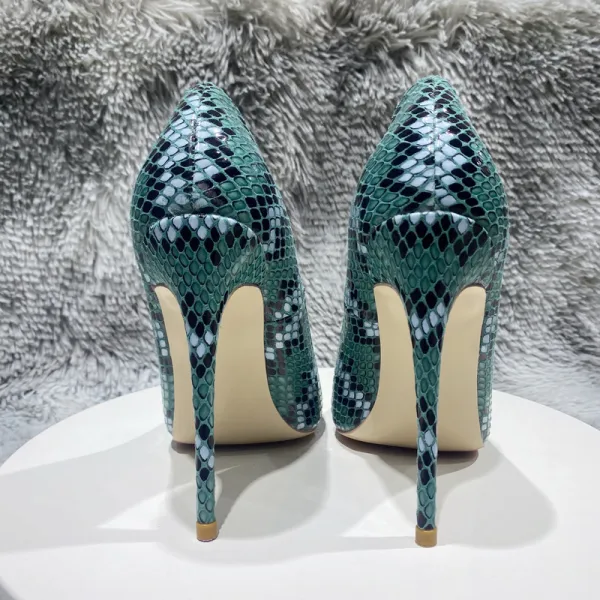 Ovanlig Limegrön Gatukläder Snakeskin Trycket Pumps 2023 12 cm Stilettklackar Spetsiga Pumps Högklackade