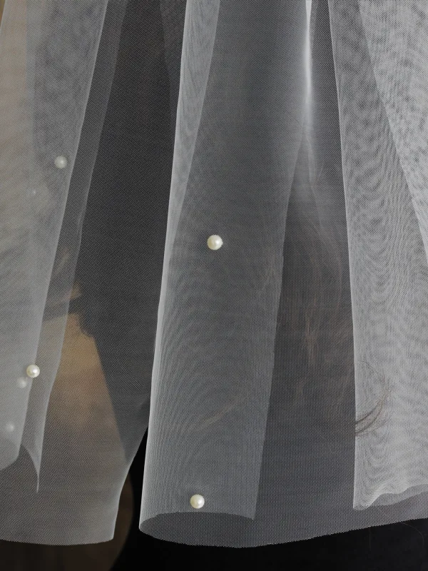 Lovely White Pearl Bow Wedding Veils 2026
