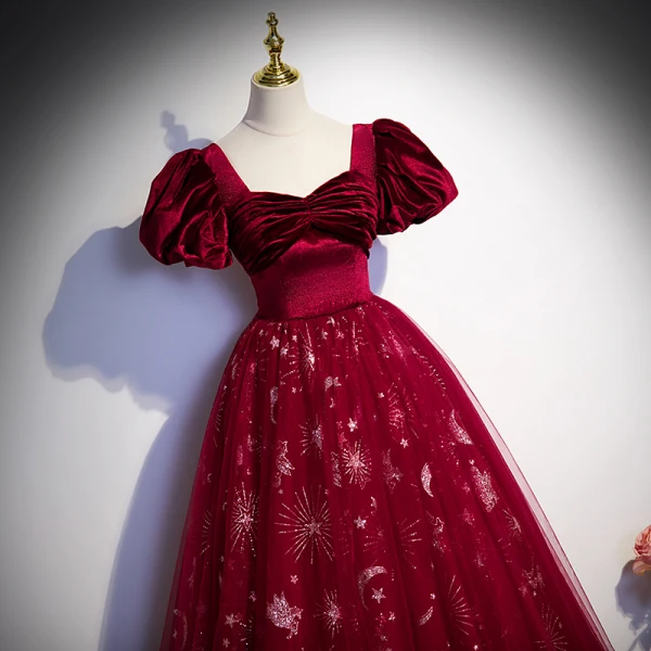 Chic / Beautiful Burgundy Sequins Prom Dresses 2023 A-Line / Princess Square Neckline Puffy Short Sleeve Backless Floor-Length / Long Prom Formal Dresses
