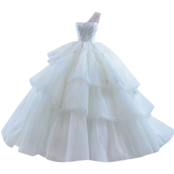 Vintage / Originale Haut de Gamme Blanche Volants en Cascade Robe De Mariée Robe Boule 2022 Une épaule Sans Manches Dos Nu Faux Diamant Tribunal Train Mariage