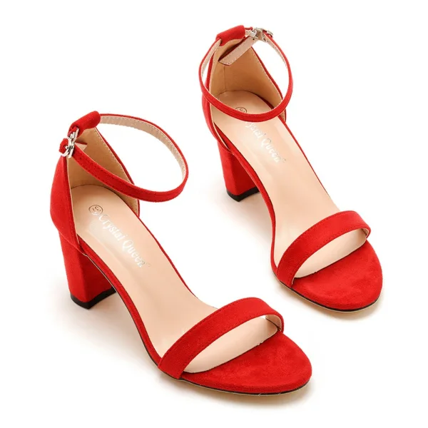 Enkla Röd Gatukläder Casual Mocka Sandaler Dam 2023 Ankelband 7 cm Tjocka Klackar Peep Toe Sandaler Högklackade