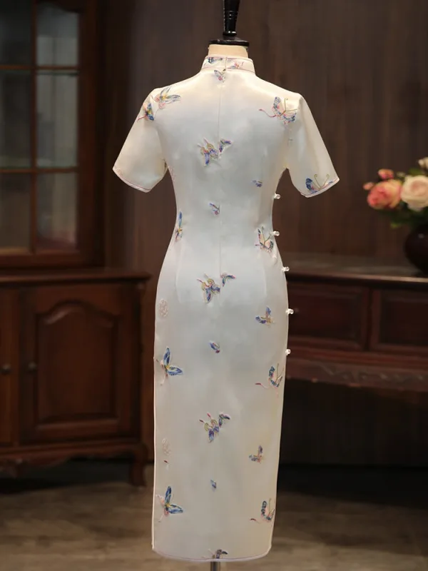 Chinese style White Embroidered Butterfly Tea-length Cheongsam 2026 Trumpet / Mermaid High Neck Short Sleeve
