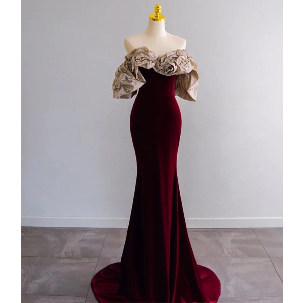Sexy Burgundy Suede Evening Dresses 2022 Trumpet / Mermaid Off-The-Shoulder Short Sleeve Backless Pearl Sequins Sweep Train Evening Party Formal Dresses