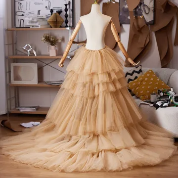 Mode Champagne Cascading Volanger Handgjort Bal Sjal 2025