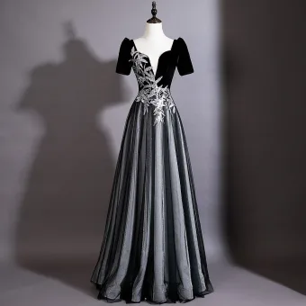 Vintage Retro Black Embroidered Sequins Prom Dresses 2026 A Line Princess Square Neckline Short Sleeve Backless