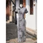 Style Chinois Gris Fendue devant Thé Longueur Promo Cheongsam 2024 Trompette / Sirène Col Haut Manches Courtes