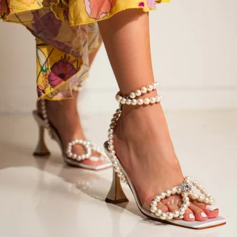 Sexy Blanche Soirée Sandales Femme 2022 Perle Noeud Bride Cheville 9 Cm Talons Aiguilles Peep Toes Bout Ouvert Chaussures Femmes Talons Hauts