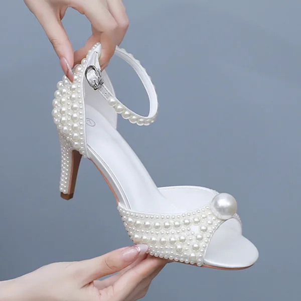 Elegante Weiß Perle Knöchelriemen Brautschuhe 2026 8 cm Stilettos Peeptoes Hochzeit Sandaletten Hochhackige