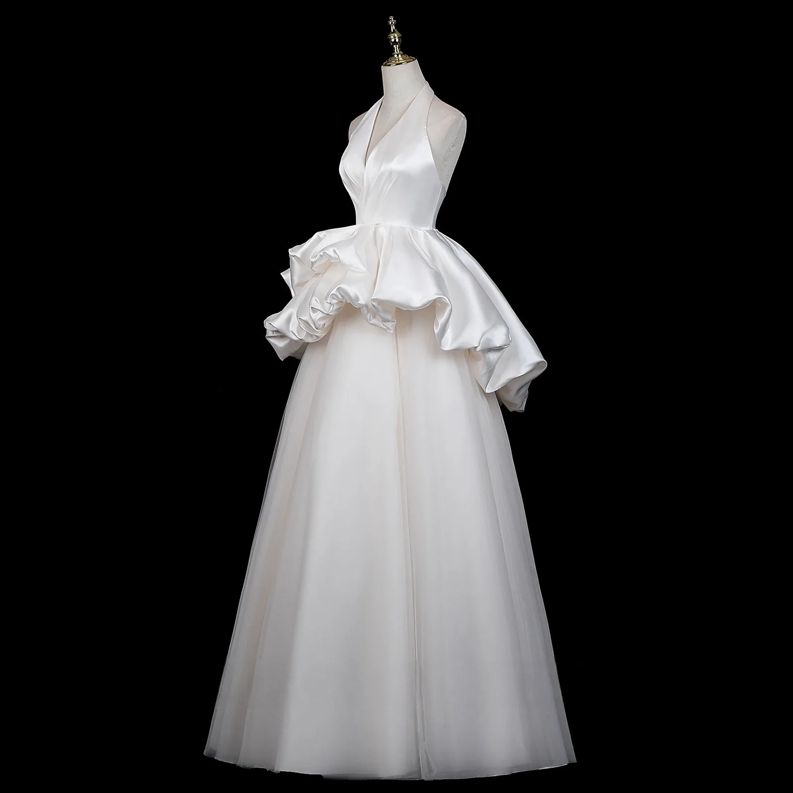 Modest Simple White Cascading Ruffles Wedding Dresses 2026 A-Line Princess Halter Long