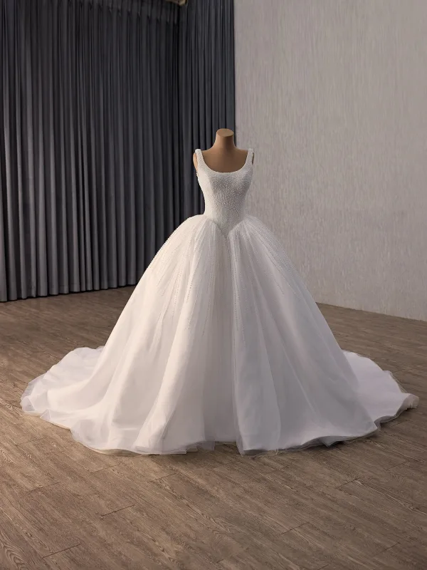 Vintage / Retro High-end White Handmade  Pearl Wedding Dresses 2026 Ball Gown U-Neck Sleeveless Backless Chapel Train